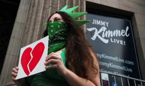 Trump Applauds Kimmel Program Cancellation as TV Stations Replace Broadcast with Charlie Kirk Memorial