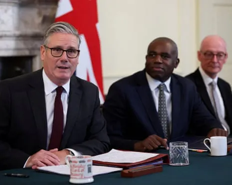 Keir Starmer Leads Government Meeting Amid Rising Tensions After Resignation of Senior Adviser