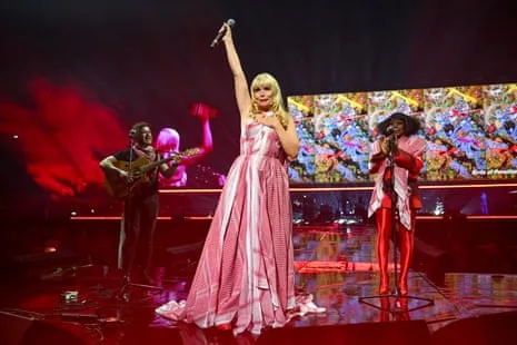 Standing with Palestine: Star-Studded Concert Unites Benedict Cumberbatch and Others for Palestinian Support